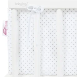 Babybay Protetor de Grades Piqué para Maxi, Boxspring, Comfort e Comfort Plus - branco c/ pontos cinza claro