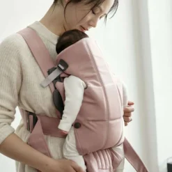 BabyBjorn Mochila Porta Bebé Mini Woven - Rosa Palo