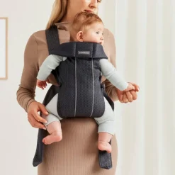 BabyBjorn Mochila Porta Bebé Mini Mesh - Azul Marino