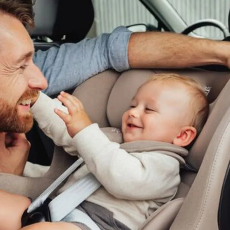 Britax Romer Dualfix Pro M - Lux Warm Caramel