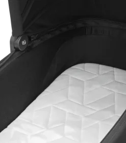 Carrinho de Bebé Oxford Plus da Maxi-Cosi - Sistema de viagem 3-em-1 - Twillic Black