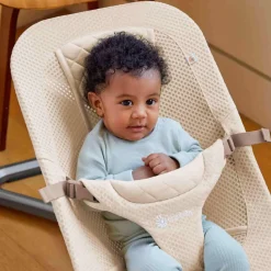 Ergobaby Espreguiçadeira Evolve Mesh - Crema