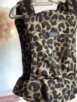 Isara Mochila Portabebé Quick Full Buckle - Tiba+Marl Camo