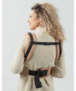 Isara Mochila Portabebé Quick Full Buckle V2 - Macchiato