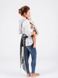 Isara Quick Half Buckle Mochila Portabebé - Diamonda Gray