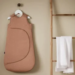 SnuzPouch Saco de dormir 0-6 meses Tog 1.0 - Blush Dot
