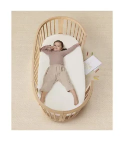 Stokke Sleepi Mini Berço + Extensão + Colchões + Lençóis - Natural
