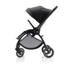 Trio Rio Carrinho de Bebé + Ovinho Baby-Safe Pro + Base Isofix Vario 5Z da Britax Römer - Style Carbon Black